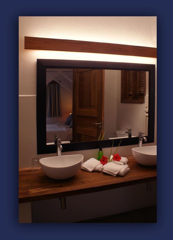 L'Hirondelle Self Catering Guest House Anse Volbert Village  Room photo